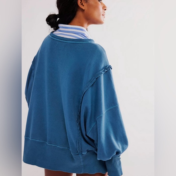 ▪️NWT Free People Graphic Camden Pullover in Navy Combo-London - Picture 4 of 8